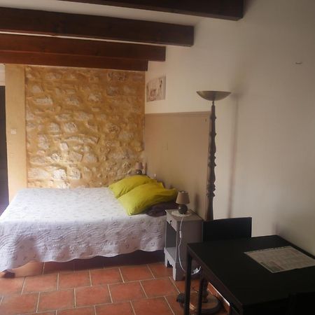 La Feniere Bed & Breakfast Venejan Bagian luar foto