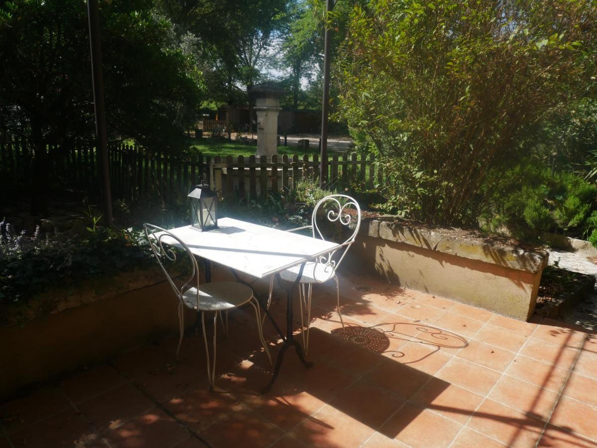 La Feniere Bed & Breakfast Venejan Bagian luar foto