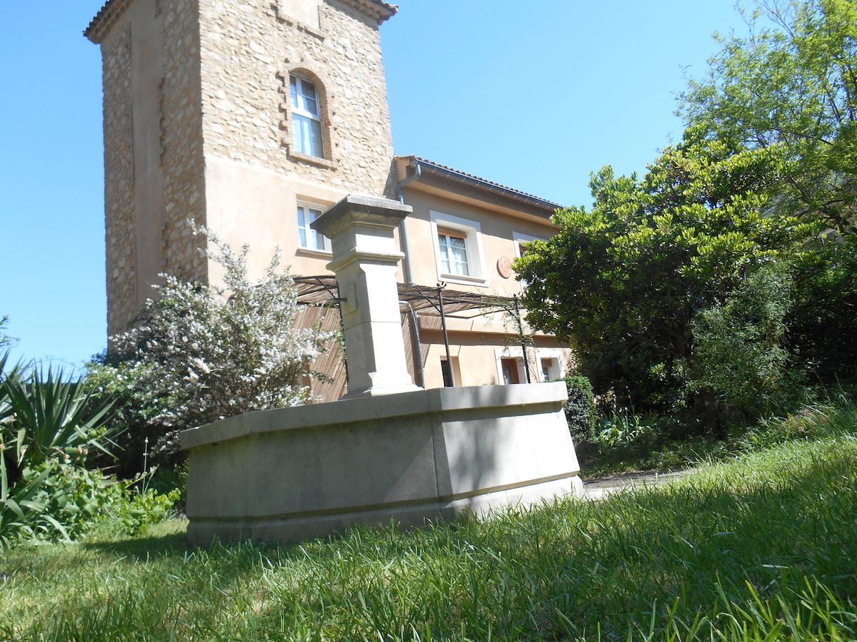 La Feniere Bed & Breakfast Venejan Bagian luar foto