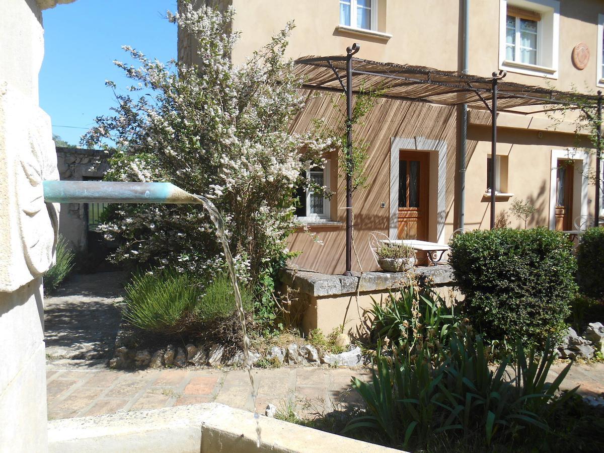 La Feniere Bed & Breakfast Venejan Bagian luar foto