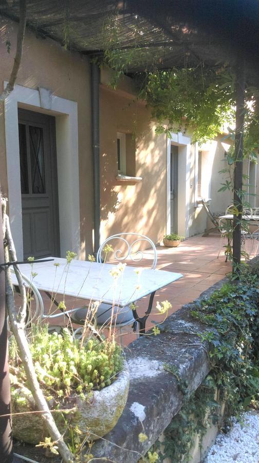 La Feniere Bed & Breakfast Venejan Bagian luar foto