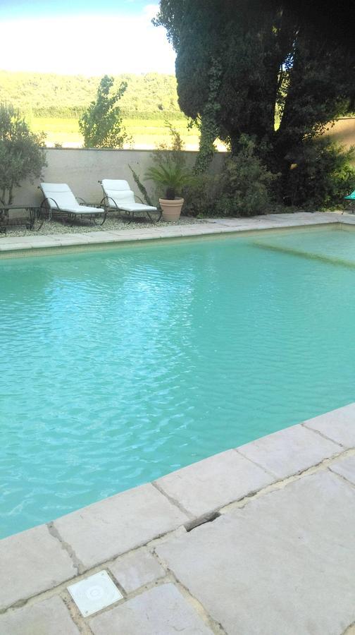 La Feniere Bed & Breakfast Venejan Bagian luar foto